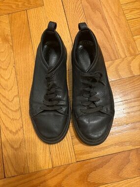 Soeder Swiss Black Leather Lace-Up Sneakers